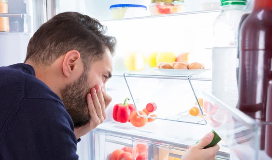 سریع ترین راه از بین بردن بوی بد یخچال