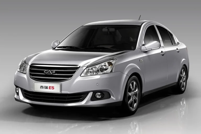 ام وی ام 550 چگونه خودرویی است