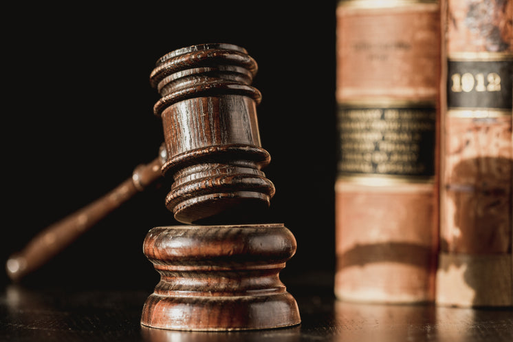 منابع اولیه (رسمی) حقوق در ایران – پایه و اساس نظام حقوقی