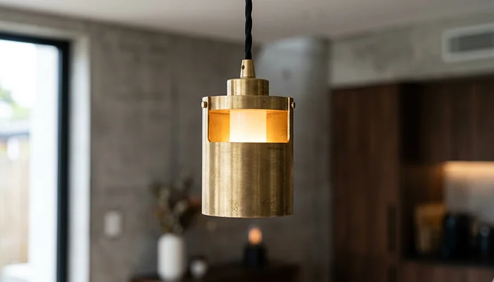 کاربرد چراغ مگنتی Brass در پروژه‌های لوکس | چراغ مگنتی برنجی